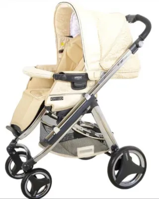 Carrito de bebé color beige