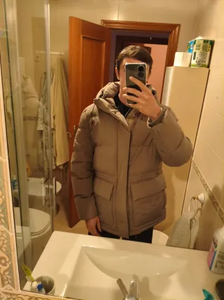 Chaquetón beige de calidad