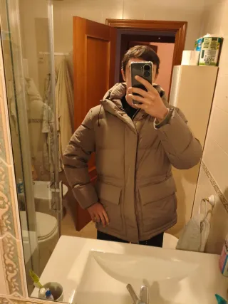 Chaquetón beige de calidad