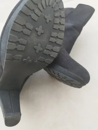 Botines negros tacón