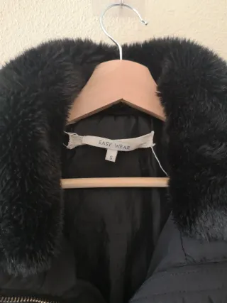 Chaquetón negro plumas Easy Wear Talla S