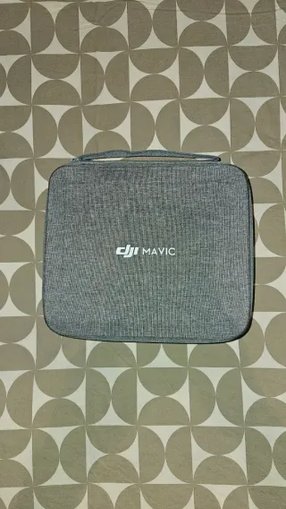 Dron DJI Mini 3 Pro con Mando RC