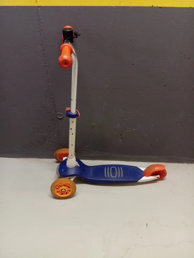 Patinete 3 ruedas B100 (2-5 años)