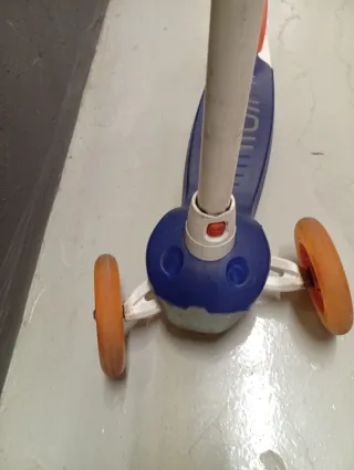 Patinete 3 ruedas B100 (2-5 años)