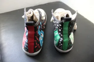 Zapatillas tipo Converse pintadas a mano Talla 42