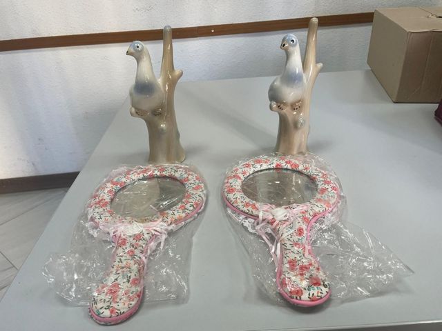 Espejos decorativos con palomas de porcelana