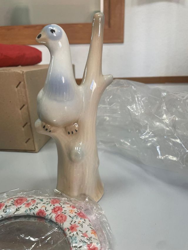 Espejos decorativos con palomas de porcelana