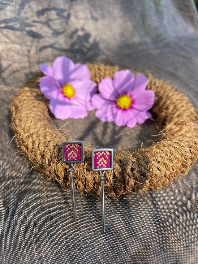 Pendientes artesanales tela batik Filipinas