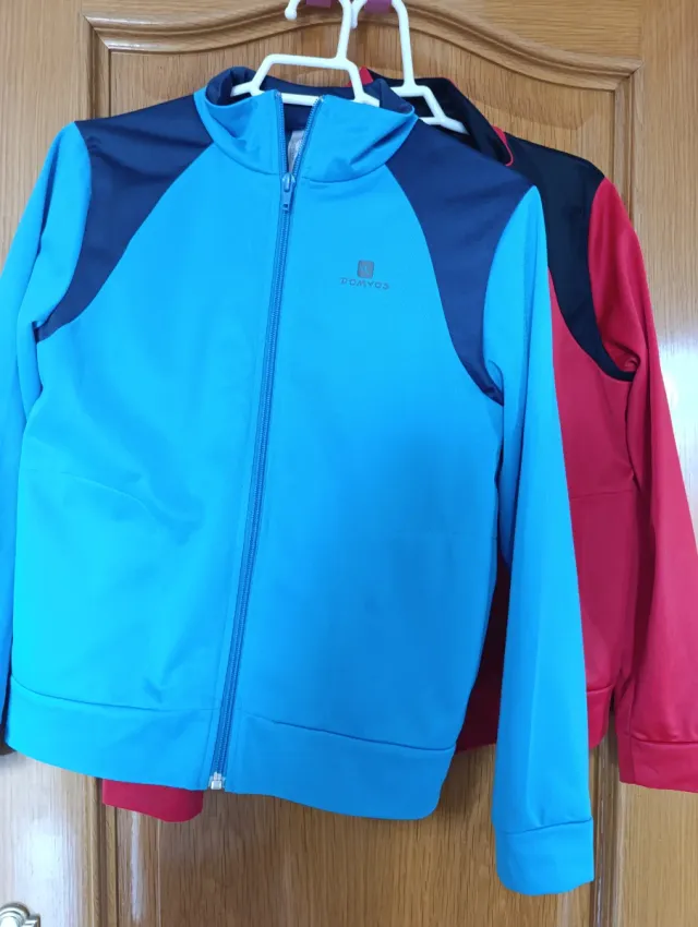 2 Giacche Sport Decathlon Blu/Rosso T-12
