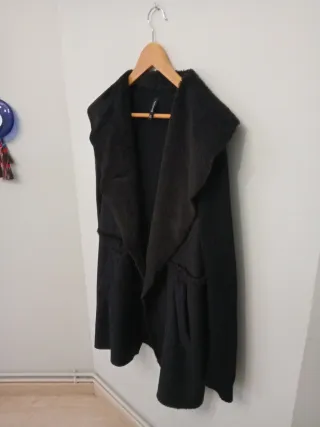 Chaqueta larga negra mujer antelina y punto