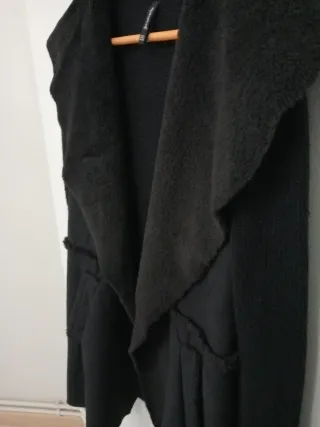 Chaqueta larga negra mujer antelina y punto