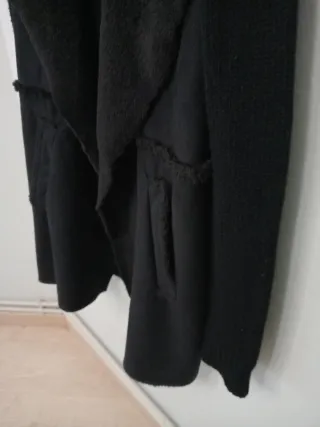 Chaqueta larga negra mujer antelina y punto