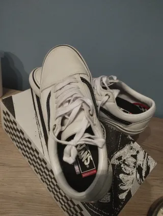 Playeros Vans Blancos y Negros