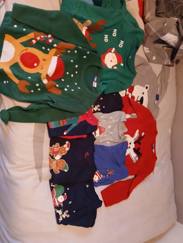 Lote jerseys infantiles Navidad T.98/110 y 110/1