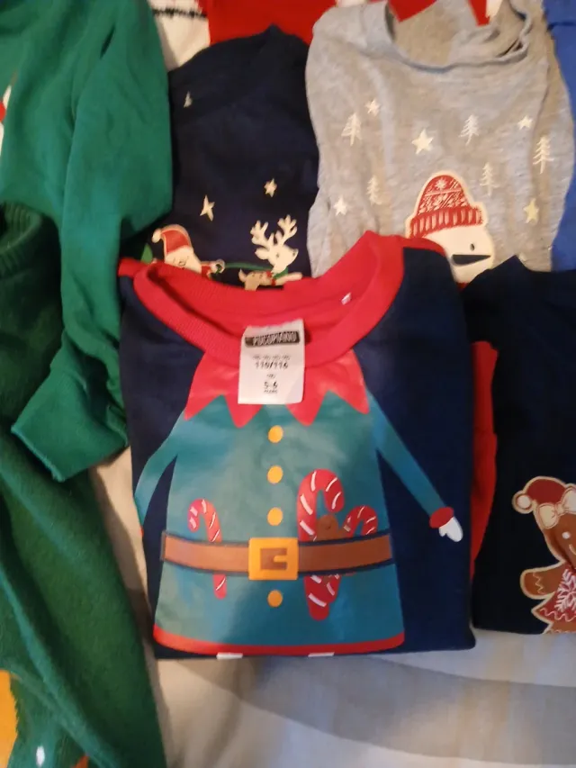 Lote jerseys infantiles Navidad T.98/110 y 110/1