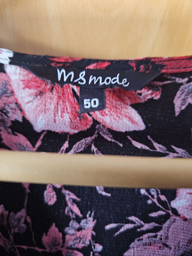 Body cruzado floral negro y rojo MS Mode talla 50