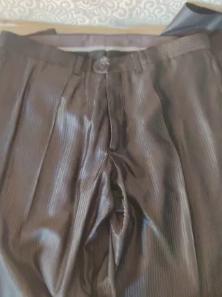 Traje de 3 piezas negro y gris