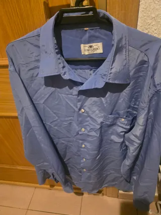 Camisa azul Talla SG