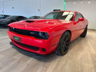 DODGE CHALLENGER SRT8