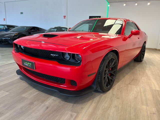 DODGE CHALLENGER SRT8