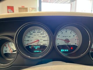 DODGE CHALLENGER SRT8