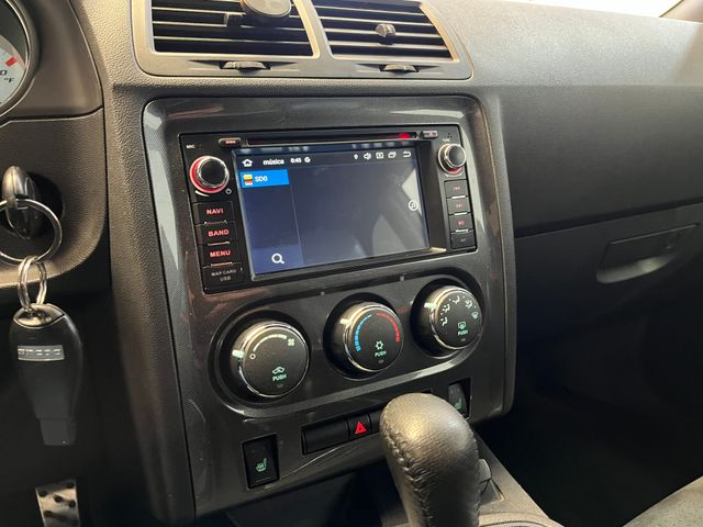 DODGE CHALLENGER SRT8