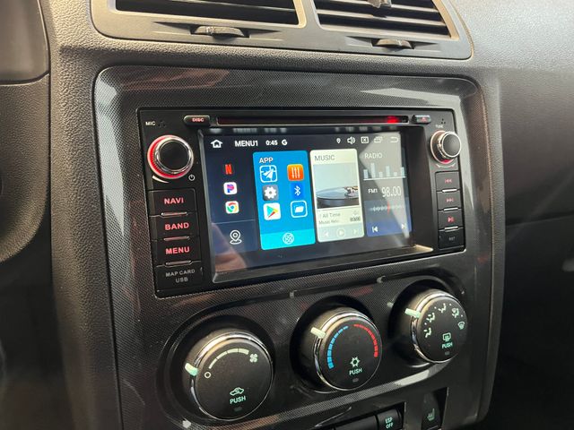 DODGE CHALLENGER SRT8