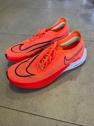 Nike ZoomX Streakfly Talla 47.5 Naranja