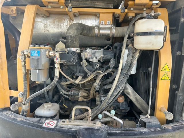 MINIEXCAVADORA SANY SY50U