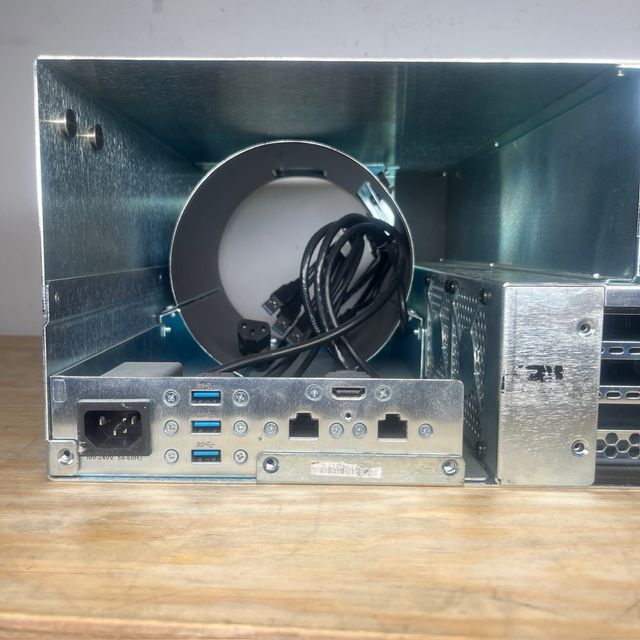 Sonnet Rack Mac Pro 6.1