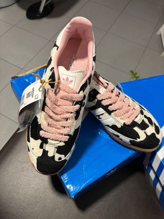 Zapatillas Adidas Samba Rosa y Blanco cow
