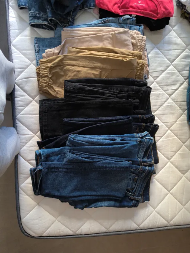 Lote Ropa Hombre de varias marcas.