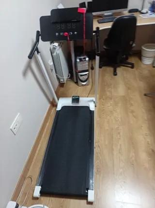 Cinta de correr casi nueva Clover Fitness