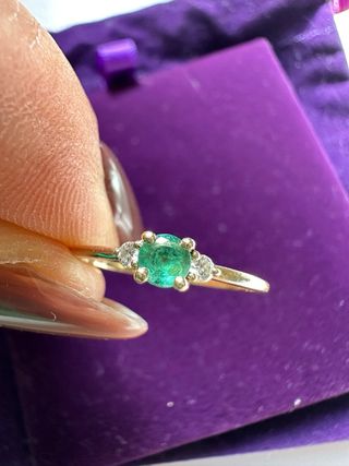 Anillo Aristocrazy Oro Esmeralda Brillantes