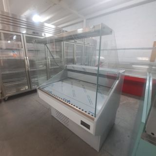 Vitrina expositora a medida