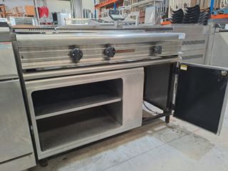 Cocina industrial 3 fuegos