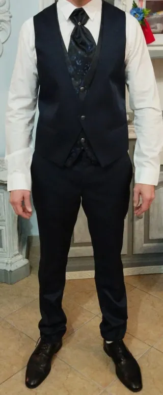 Abito da sposo marca Cautieri, nuovo mai indossato