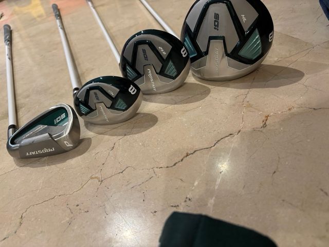 Set de Palos de Golf Wilson Mujer