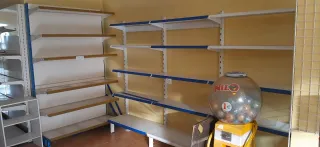Estanterías metálicas tienda bazar varias medidas.