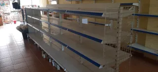 Estanterías metálicas tienda bazar varias medidas.