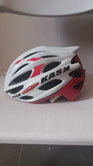 Casco Kask Mojito Blanco y Rojo