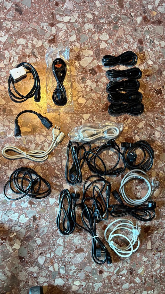 Lotto Cavi Alimentazione PC/Monitor/Elettronica