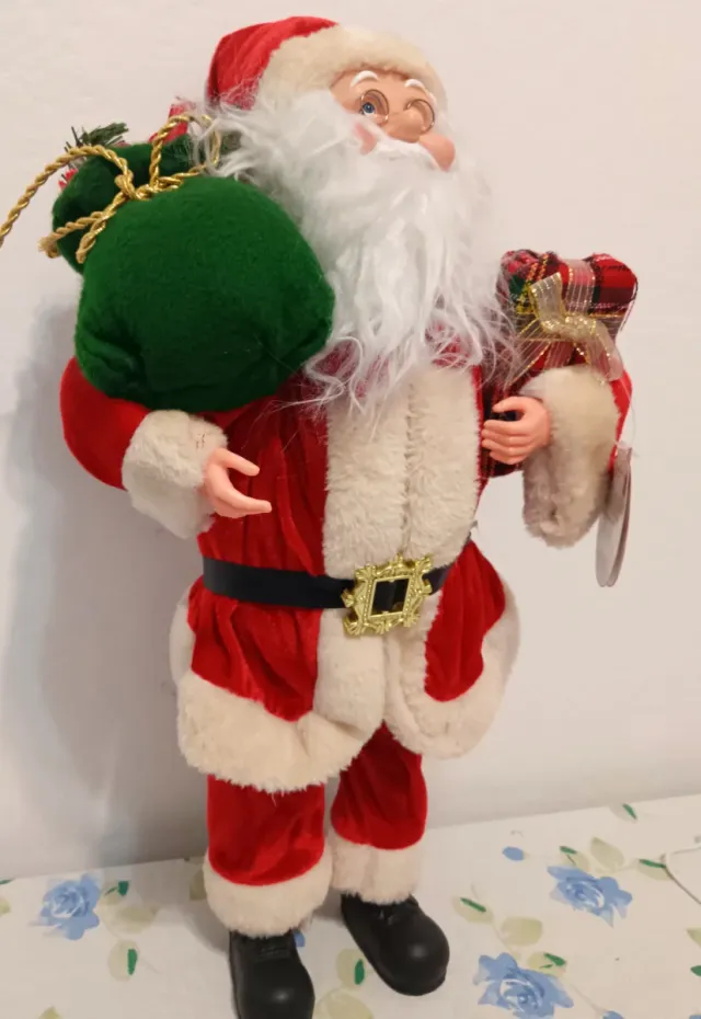 Babbo Natale cm 50 con sacco e regalo