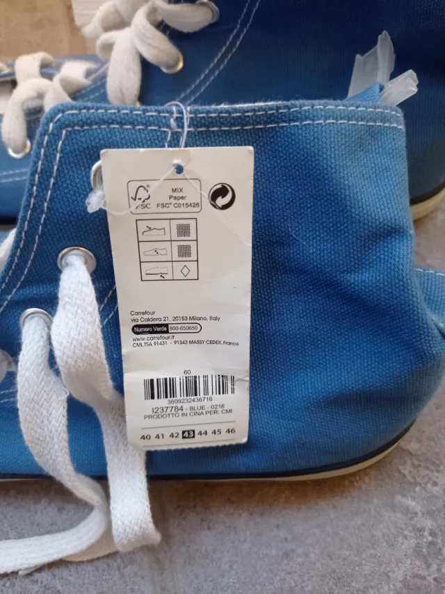 Scarpe da ginnastica alte blu e bianche