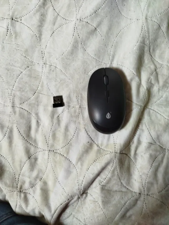 Ratón inalámbrico oficina gris