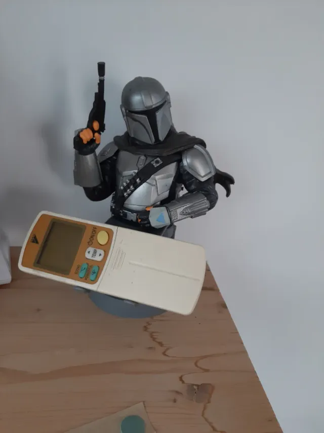 Soporte móvil Mando Mandaloriano