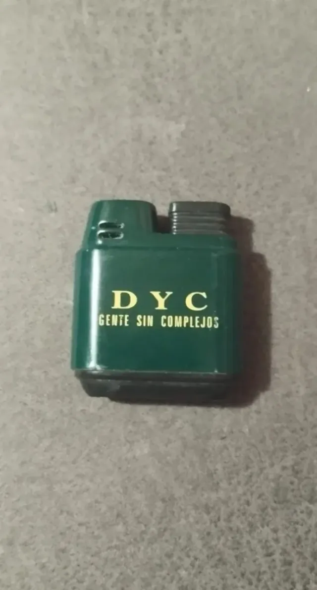 Accendino DYC verde scuro
