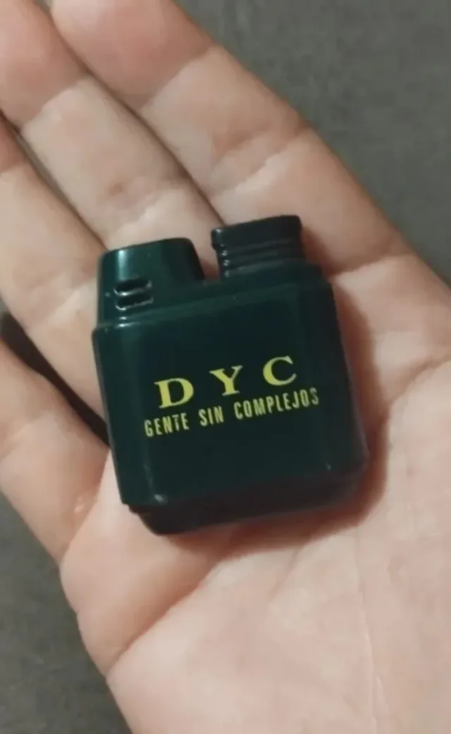 Accendino DYC verde scuro