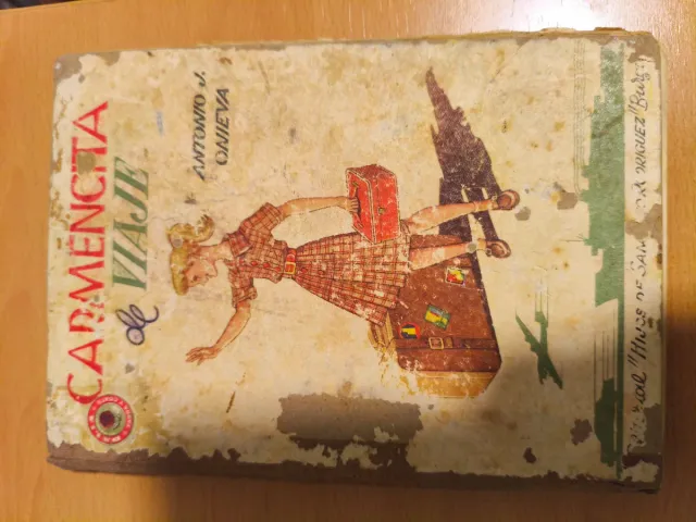 Carmencita se fue de viaje - Libro antico