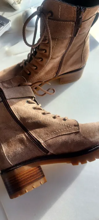 Botín de mujer beige, piel .